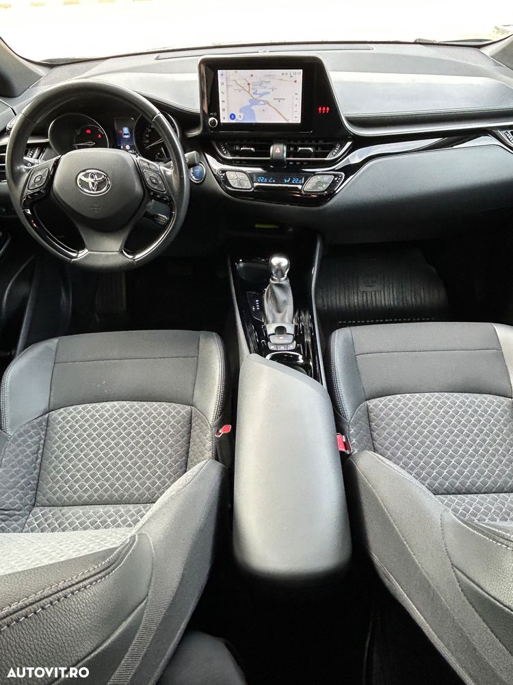 Toyota C-HR - 9