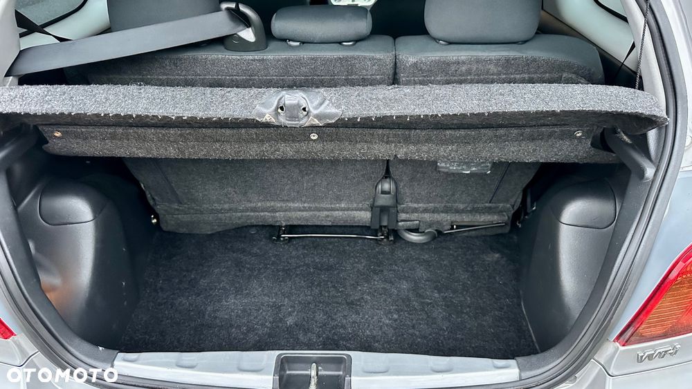 Toyota Yaris 1.0 Luna - 22