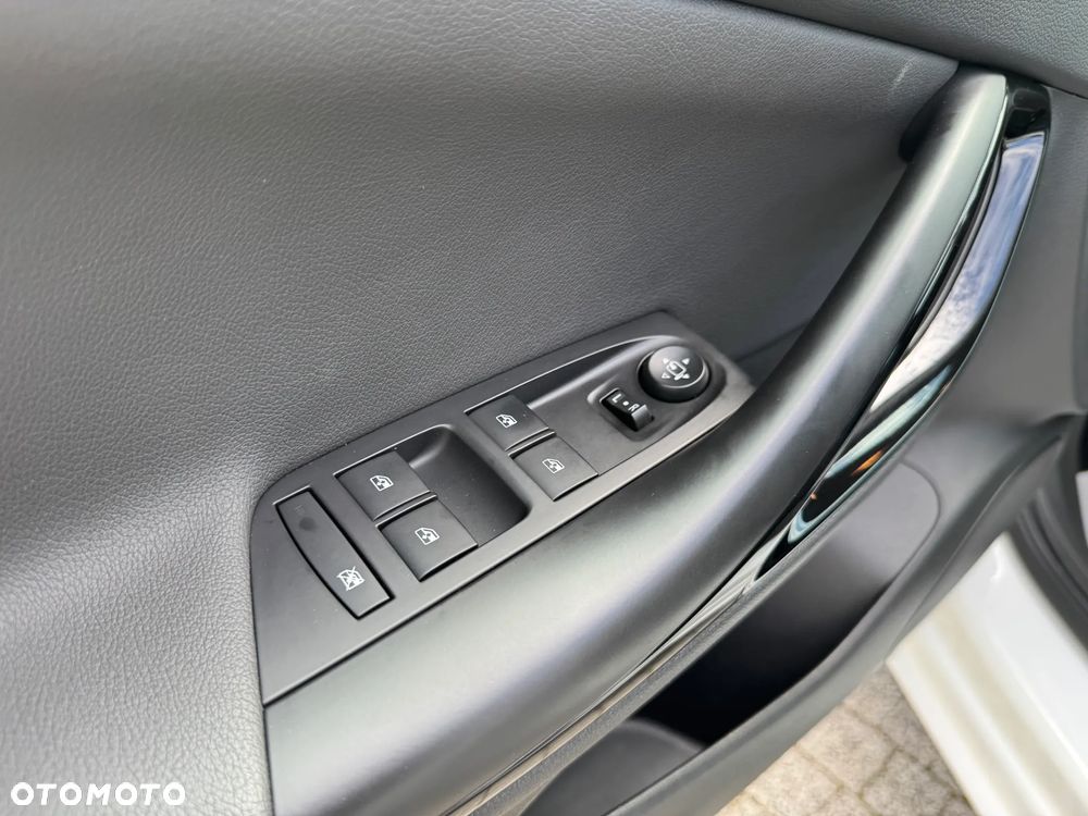 Opel Astra - 35
