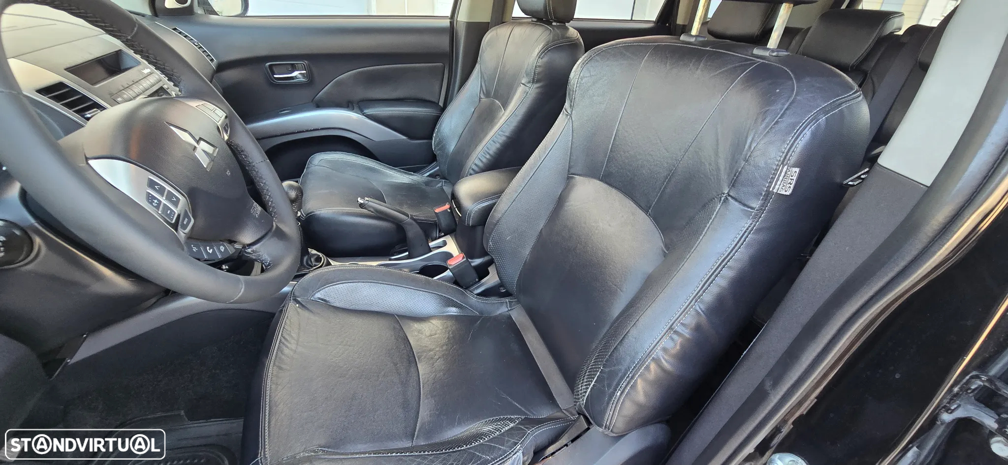Mitsubishi Outlander 2.0 DI-D Intense+ 4WD - 27