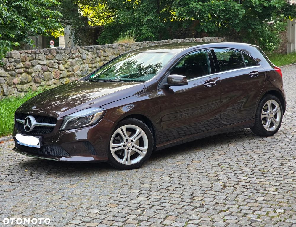 Mercedes-Benz Klasa A 180 BlueEfficiency Edition Style - 1