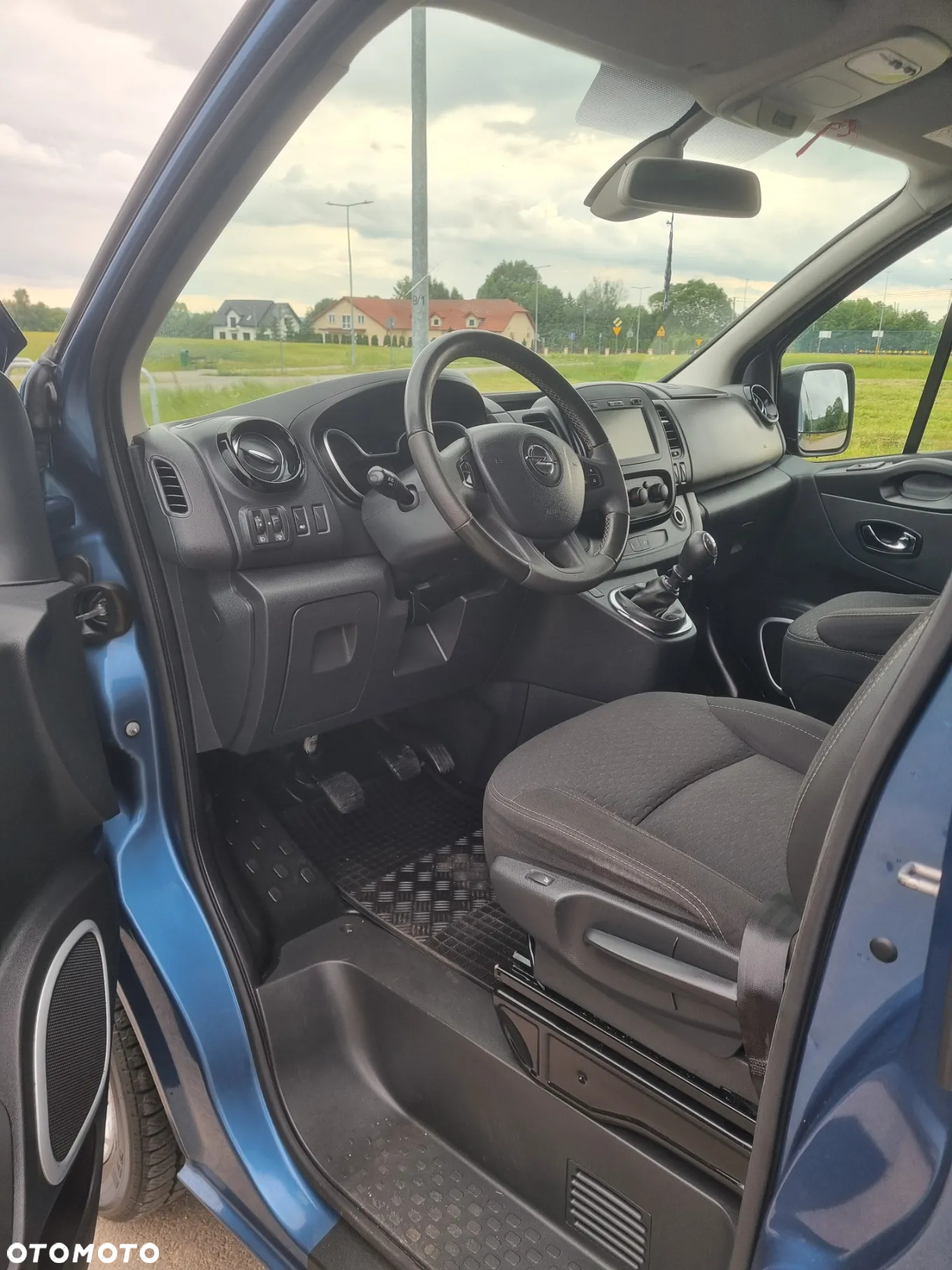 Opel Vivaro - 20