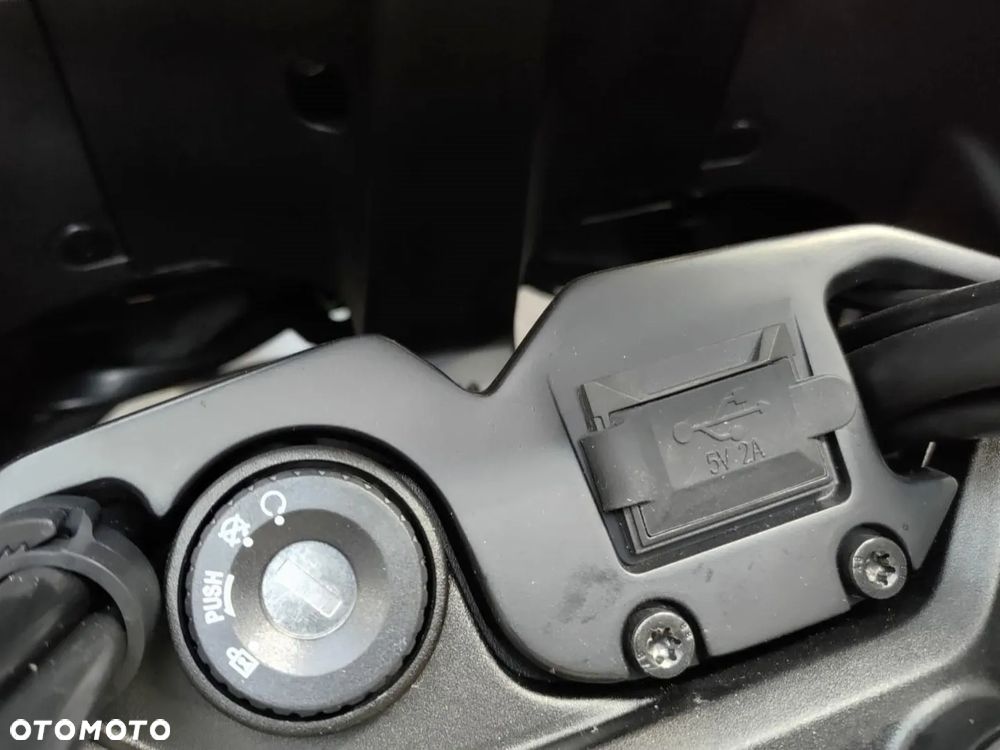 QJMOTOR SVT 650 - 26