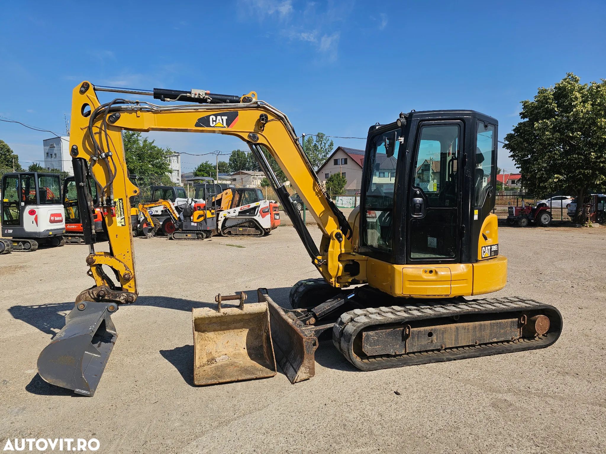Caterpillar Cat 305 E 2 CR miniexcavator midiexcavator compact - 1