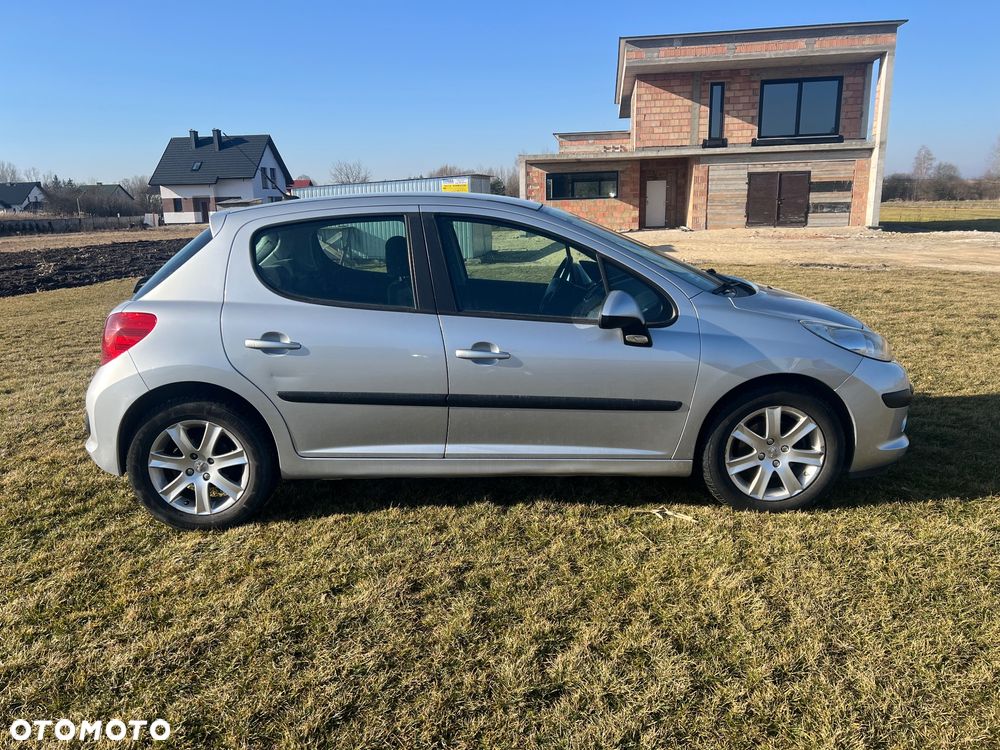 Peugeot 207 1.6 - 3