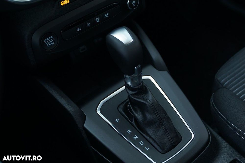 Ford Focus - 8