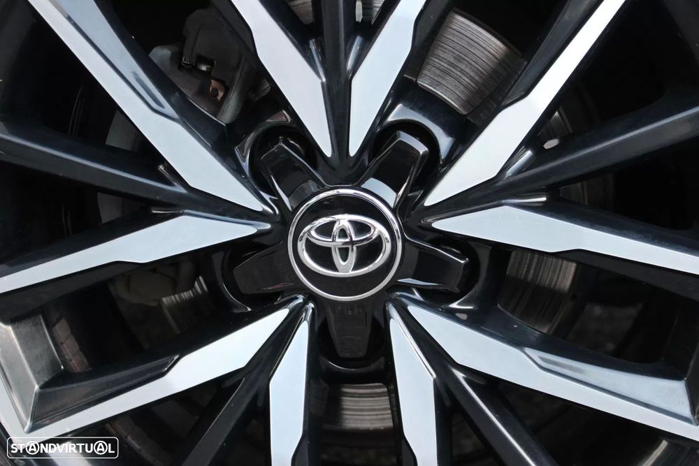 Toyota Corolla 1.8 Hybrid Exclusive - 18