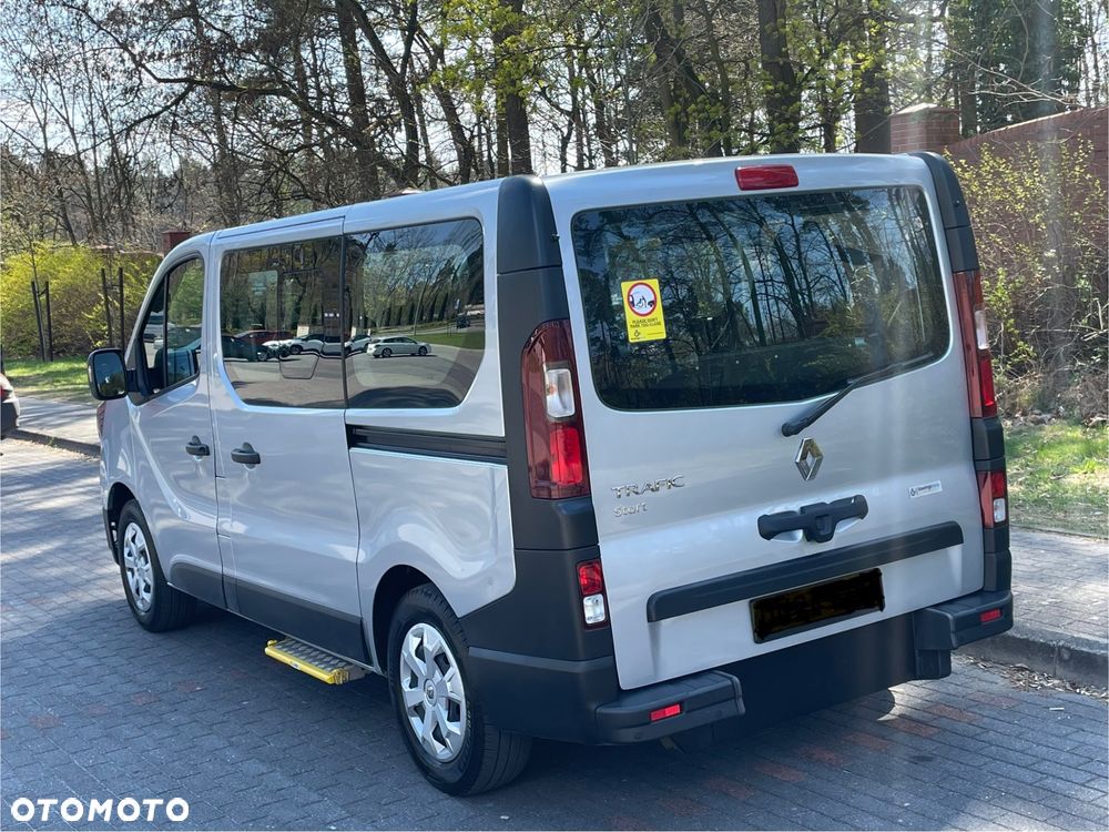 Renault Trafic - 2