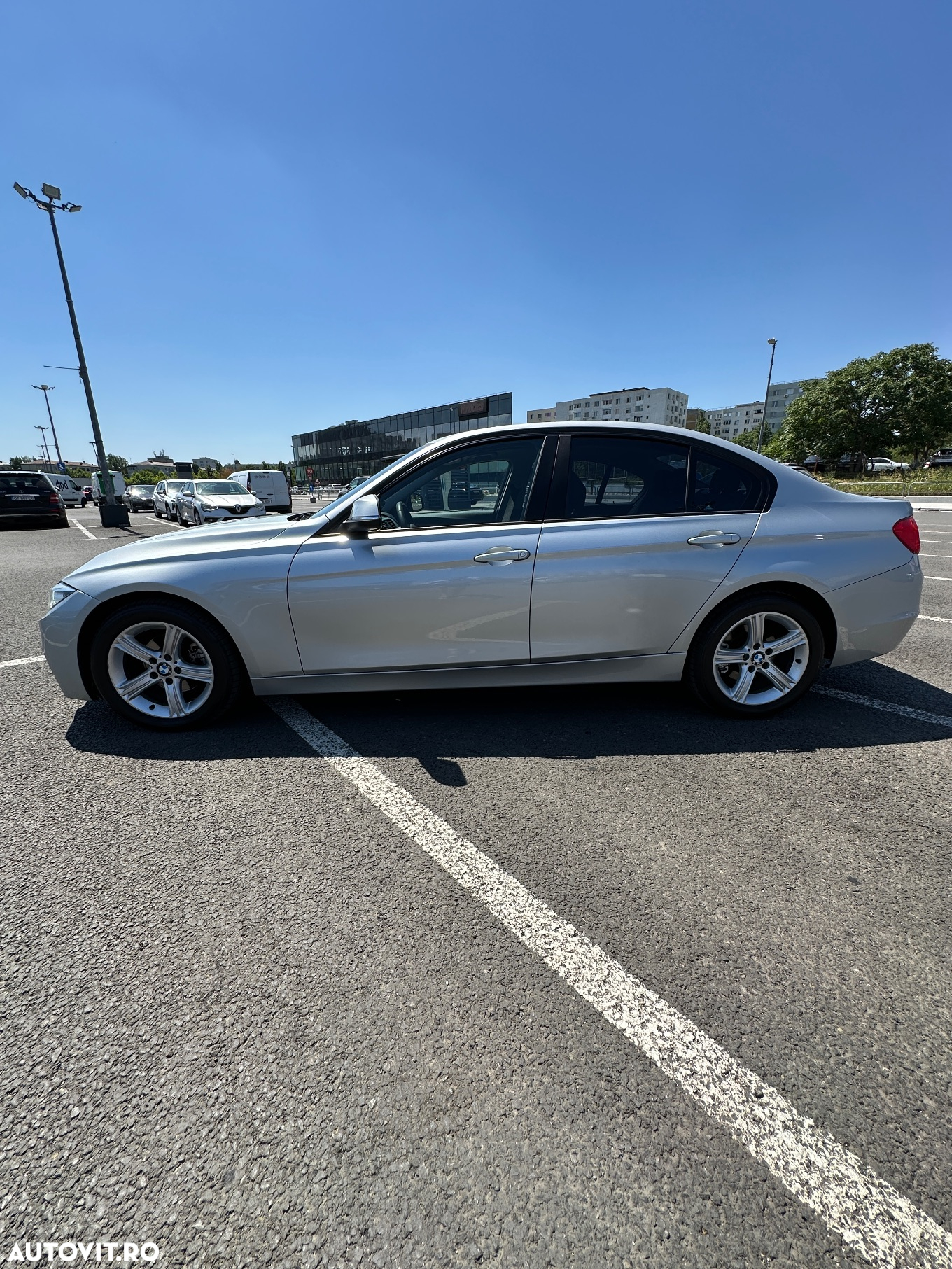 BMW Seria 3 316d - 6