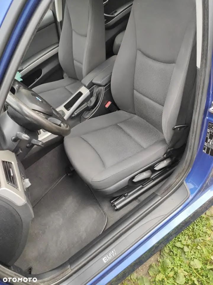 BMW Seria 3 320i - 21