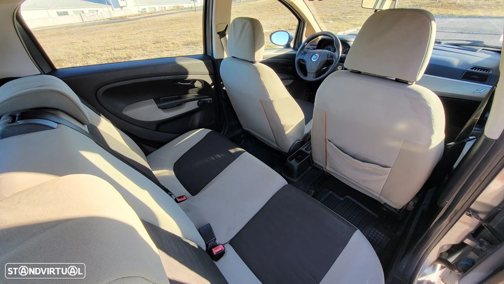 Fiat Grande Punto 1.2 Active - 15