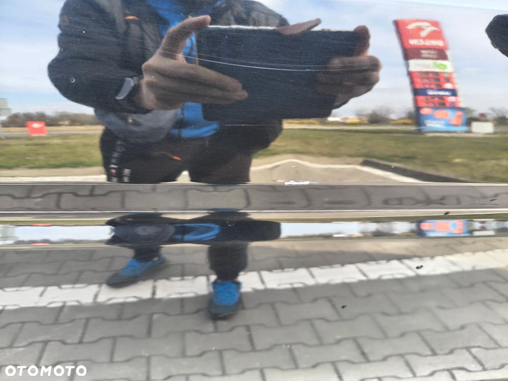 Volkswagen Touran 1.6 TDI SCR (BlueMotion Technology) DSG Comfortline - 6