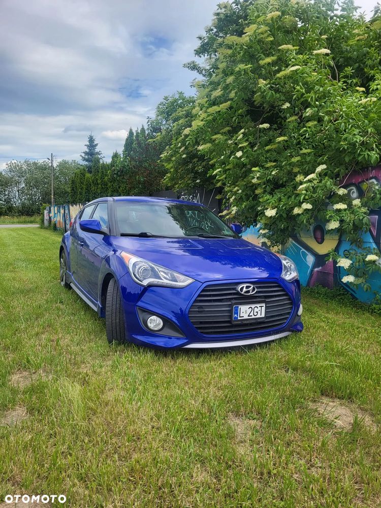 Hyundai Veloster - 22