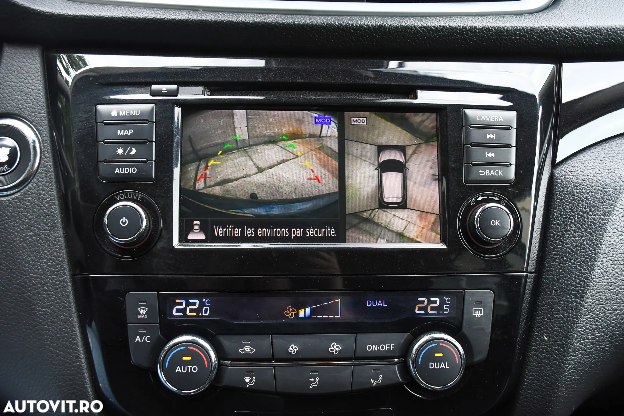 Nissan Qashqai 1.5 DCI N-Connecta - 17