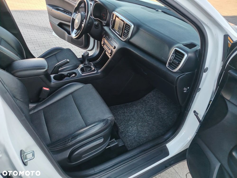 Kia Sportage 1.6 GDI Business Line 2WD - 16