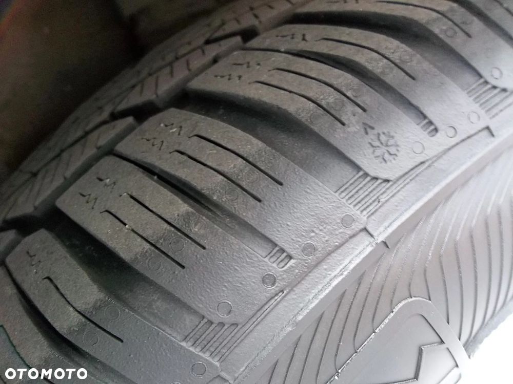 Kia Carens 2.0 CVVT Automatik EX Top - 26