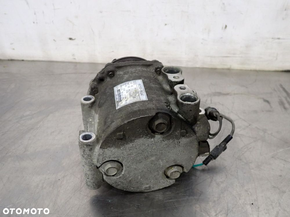 SPRĘŻARKA KLIMATYZACJI SUBARU JUSTY G3X 95200-86GA0  3025034   AKC200A081 - 3