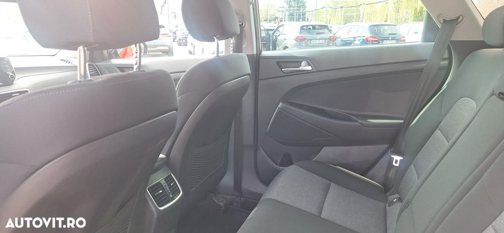 Hyundai Tucson 1.6 T-GDi 4WD 7DCT Style - 11