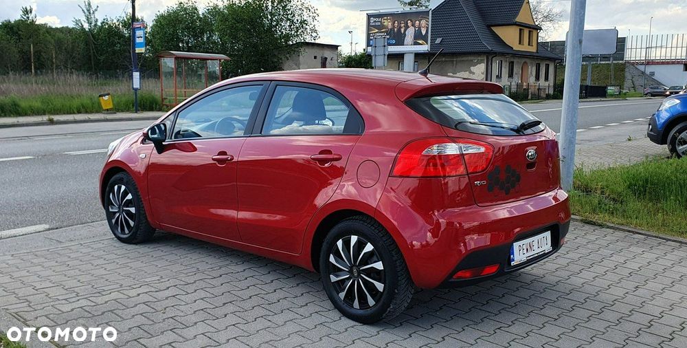 Kia Rio - 3