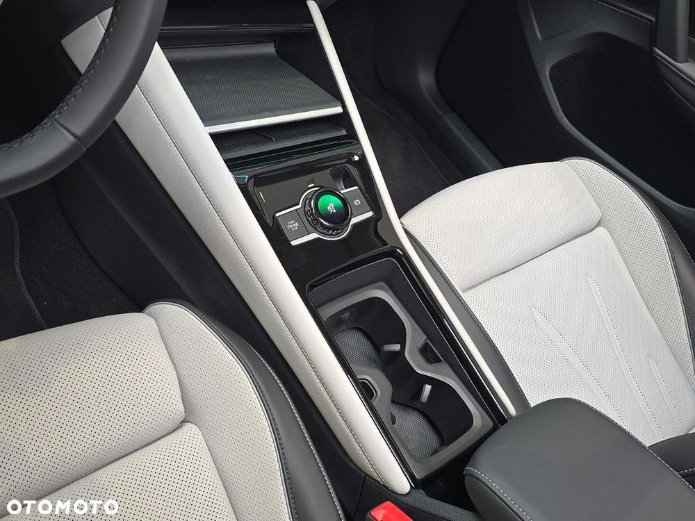 Volkswagen Tiguan 1.5 eHybrid PHEV 150kW Elegance DSG - 17