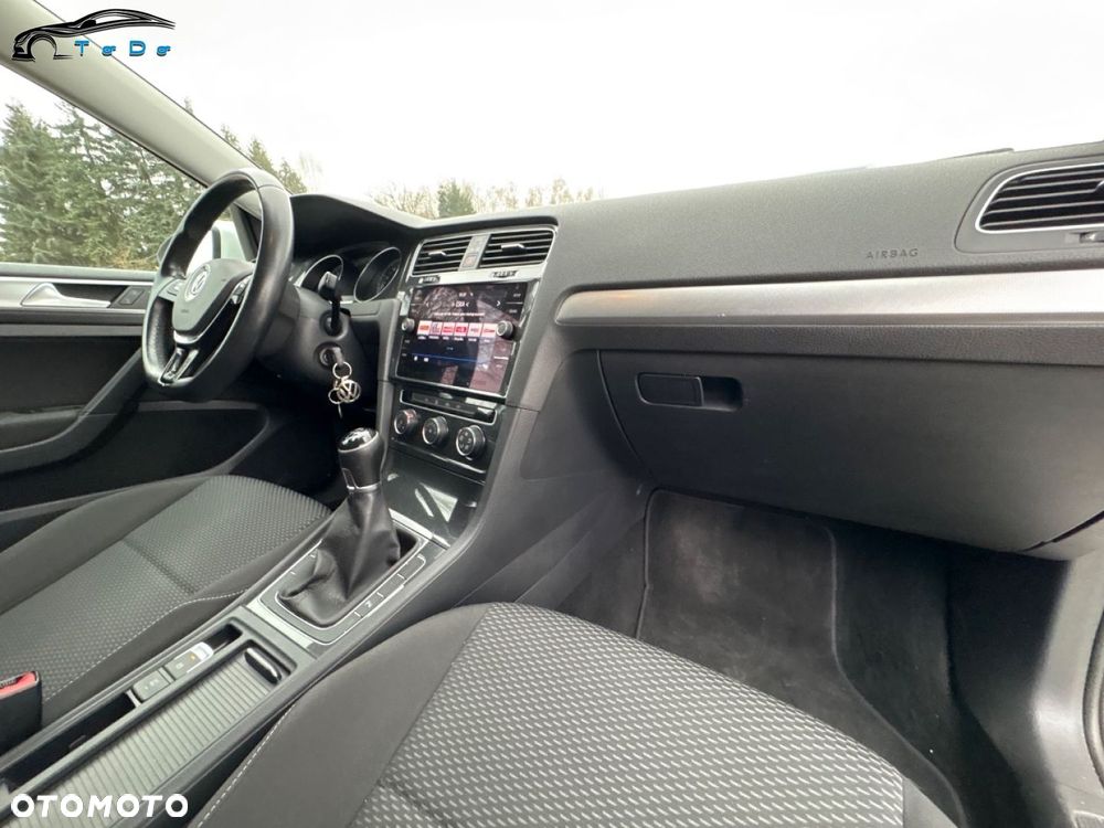 Volkswagen Golf 1.0 TSI Highline - 32