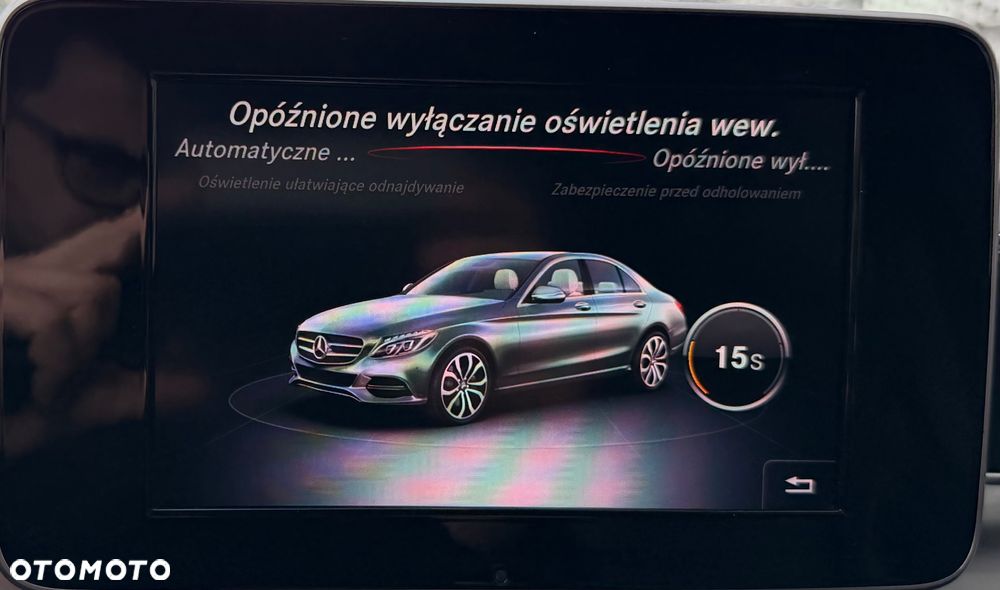 Mercedes-Benz Klasa C 200 4-Matic 9G-TRONIC - 24