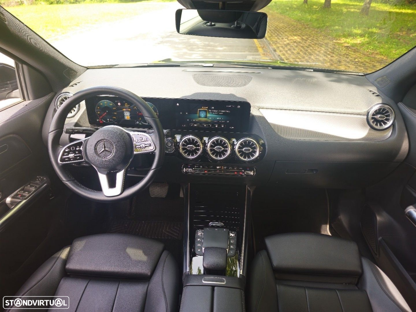 Mercedes-Benz GLA 180 d 8G-DCT - 23