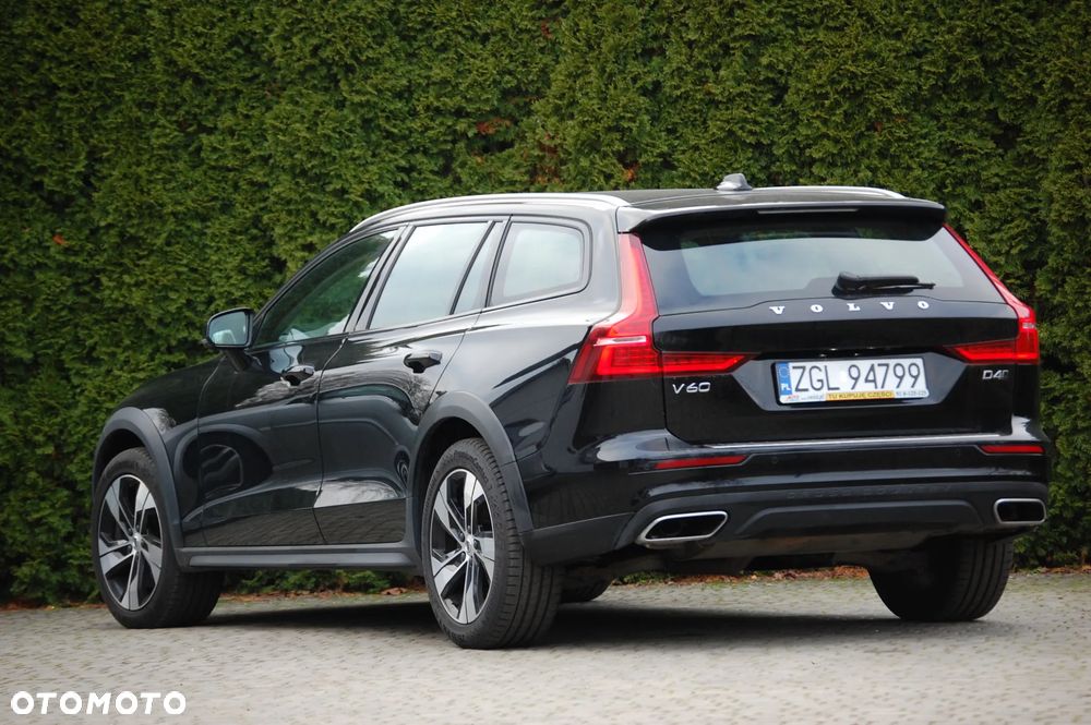 Volvo V60 Cross Country D4 AWD Geartronic Pro - 10