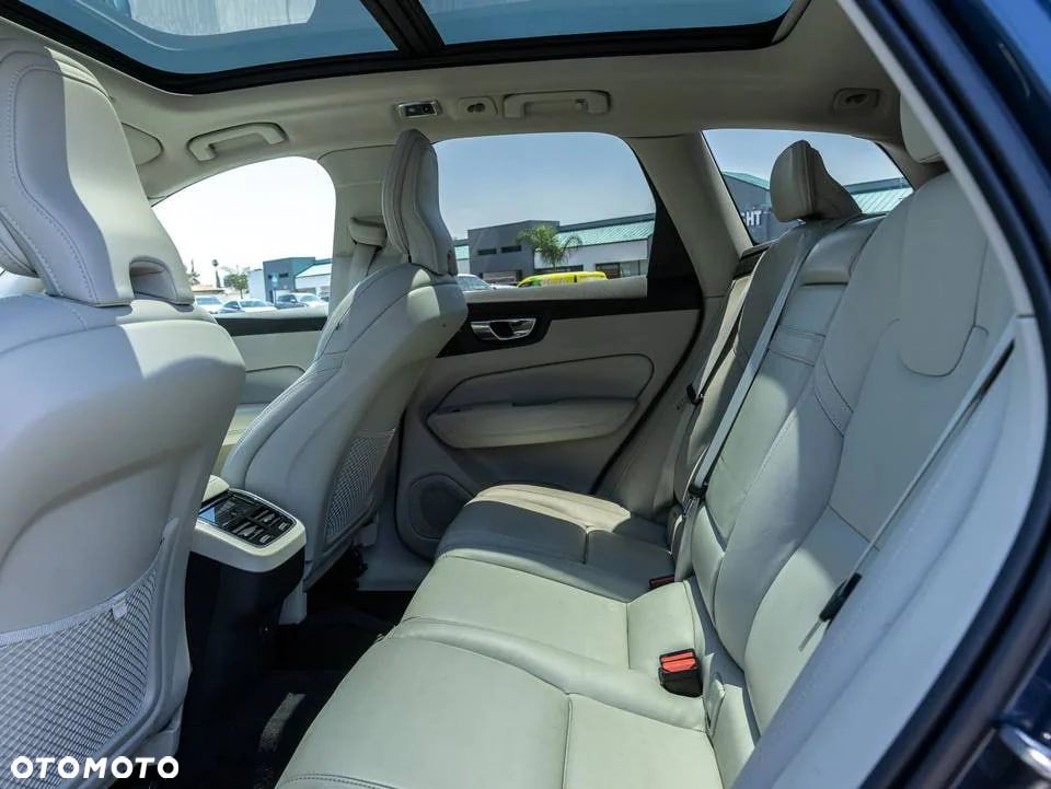 Volvo XC 60 T5 Geartronic Inscription - 28