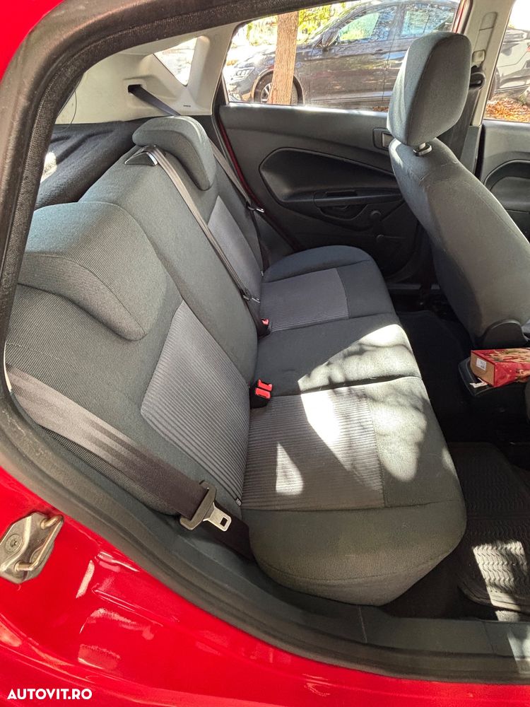 Ford Fiesta 1.25i Ambiente - 10