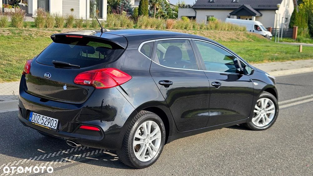 Kia Ceed 2014 photo 4