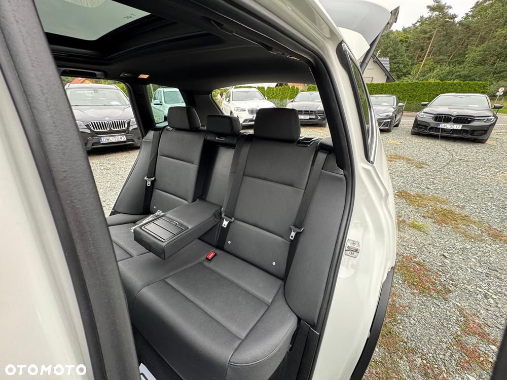 BMW X3 xDrive28i - 36