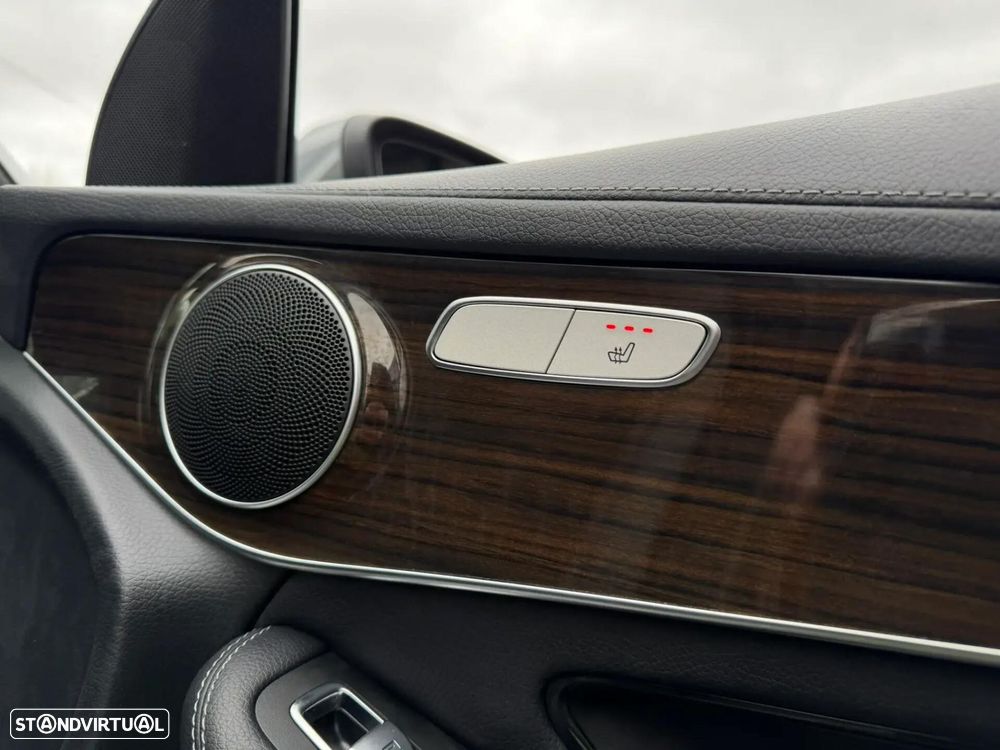 Mercedes-Benz GLC 300 e 4Matic - 22