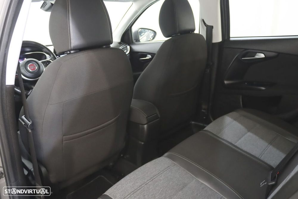 Fiat Tipo Cross 1.3 Multijet - 11