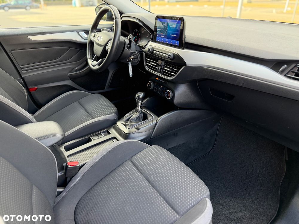 Ford Focus 1.0 EcoBoost Titanium Business - 21
