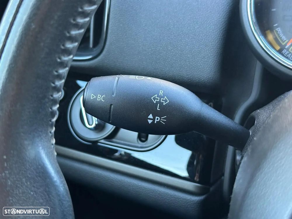 MINI Countryman Cooper SE ALL4 Auto - 32
