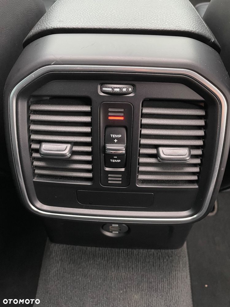 Porsche Macan - 21