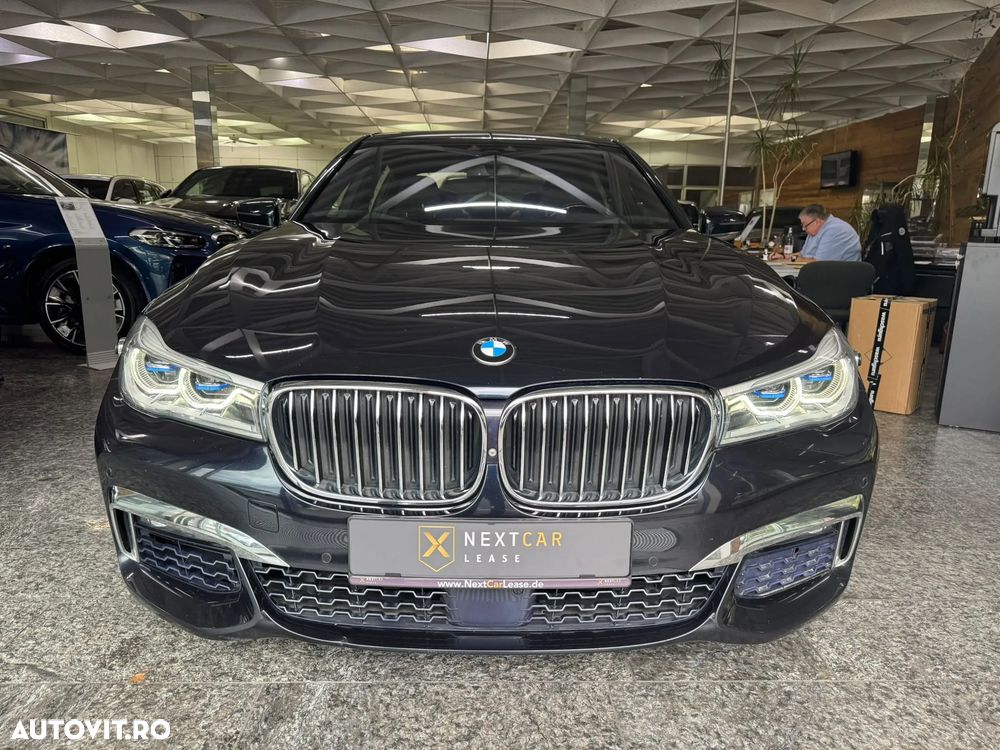 BMW Seria 7 750i xDrive - 3