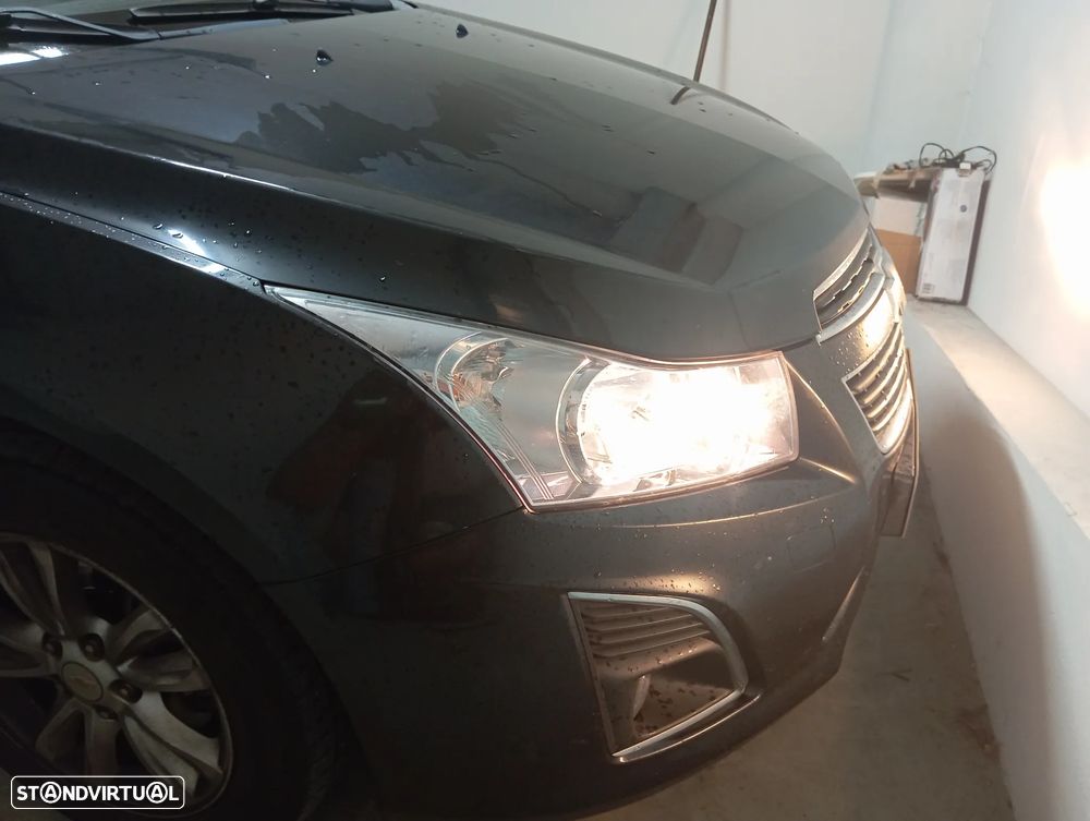 Chevrolet Cruze SW - 8