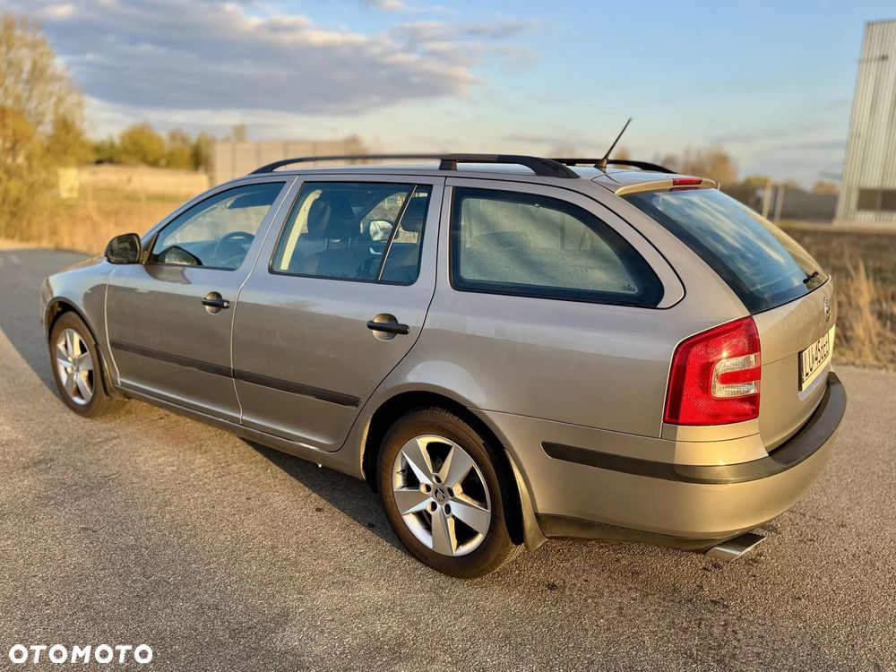 Skoda Octavia 1.6 - 8