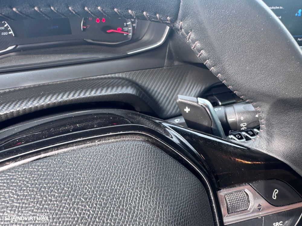 Peugeot 2008 1.2 PureTech Active Pack EAT8 - 10