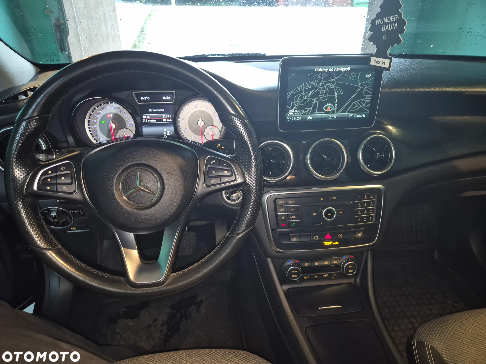 Mercedes-Benz CLA Shooting Brake 200 7G-DCT - 13