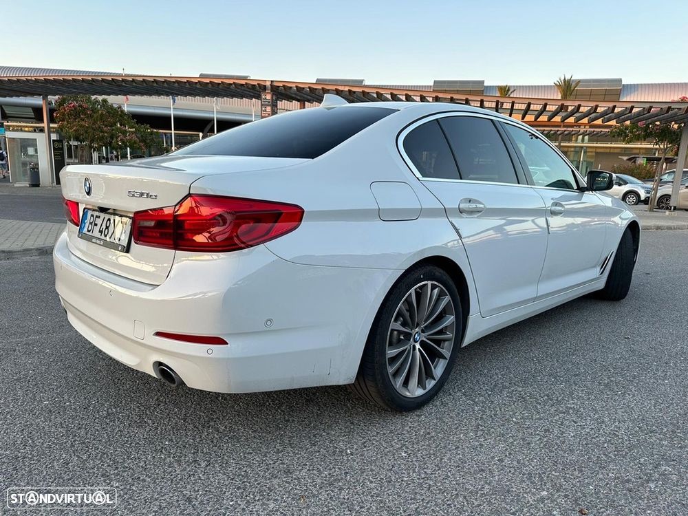 BMW 530 e Aut. Luxury Line - 4