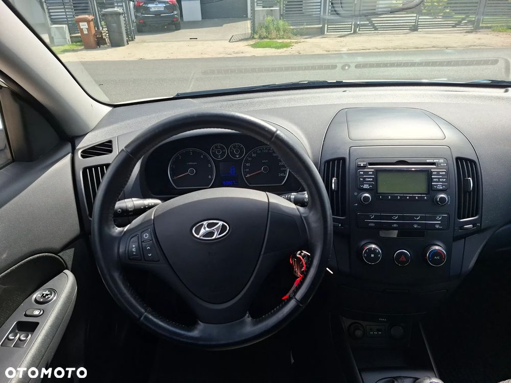 Hyundai i30 1.6 CRDi Classic - 11