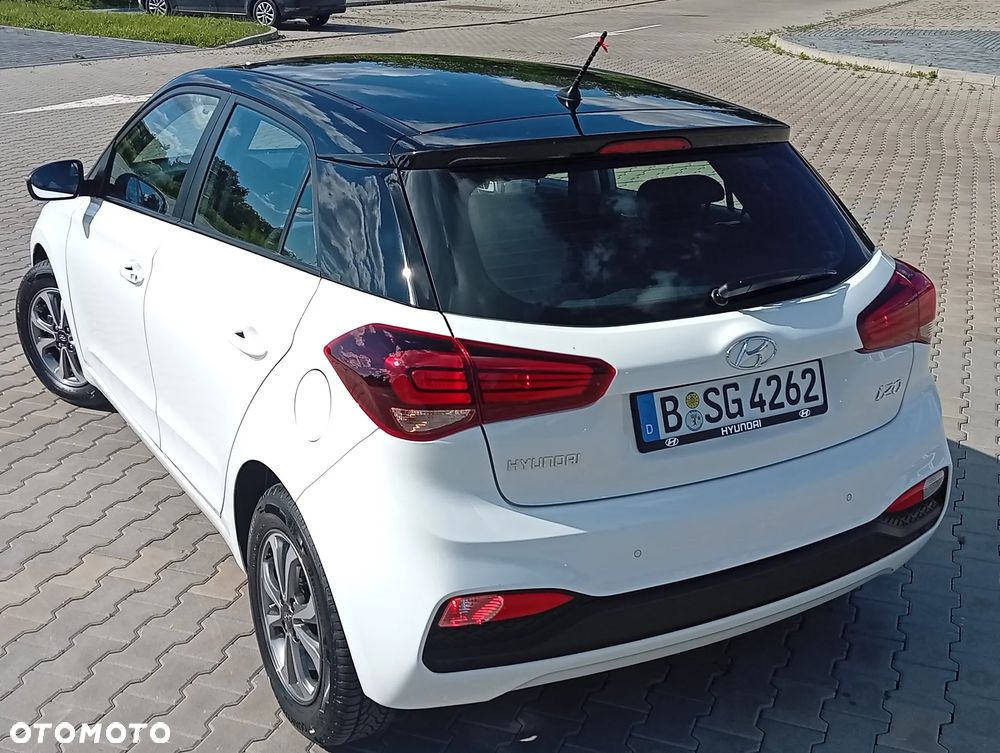 Hyundai i20 1.2 Passion - 13