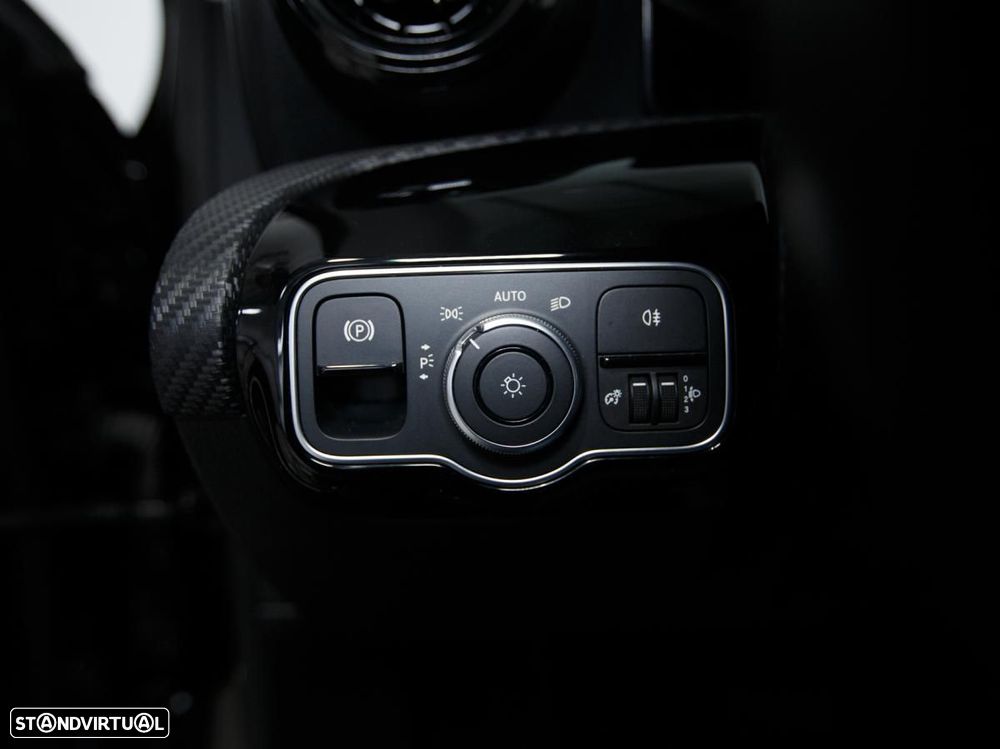 Mercedes-Benz A 250 e - 16