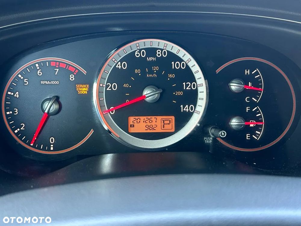 Nissan Quest 3.5 SE - 18