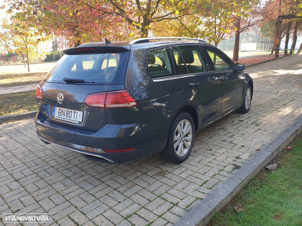 VW Golf Variant 1.6 TDi Confortline DSG - 7