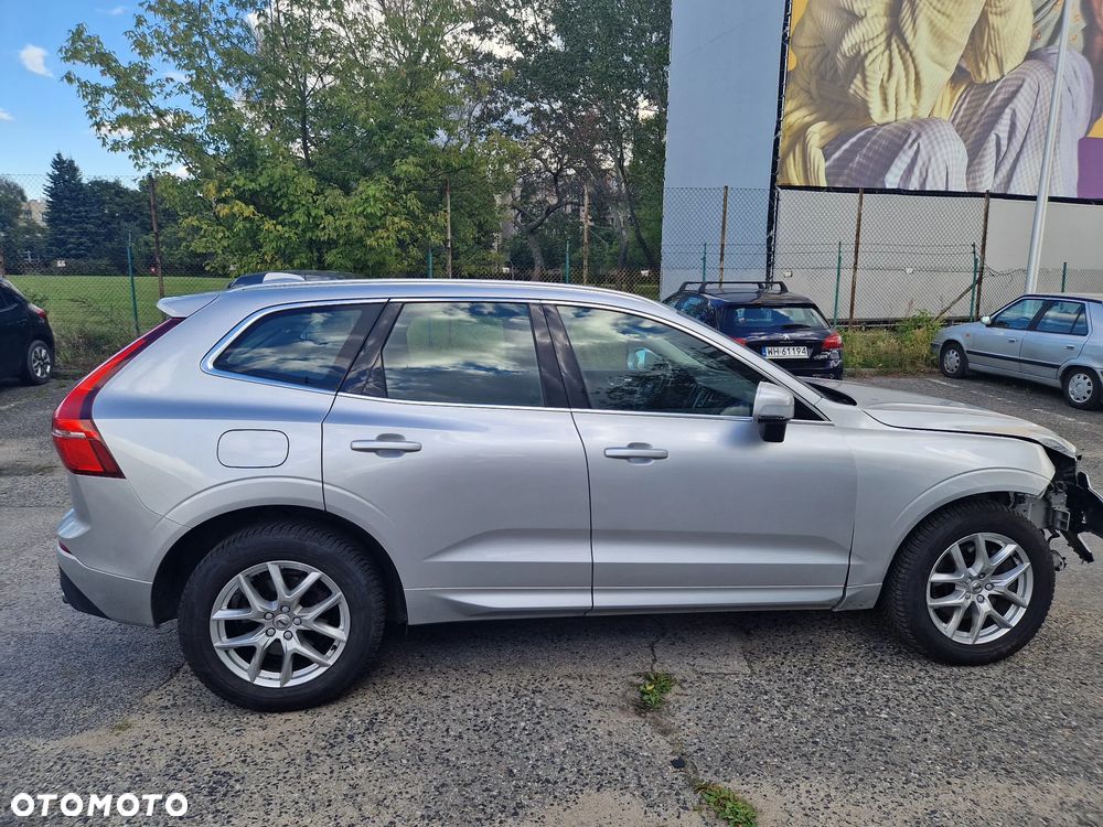 Volvo XC 60 B5 B AWD Momentum Pro - 7
