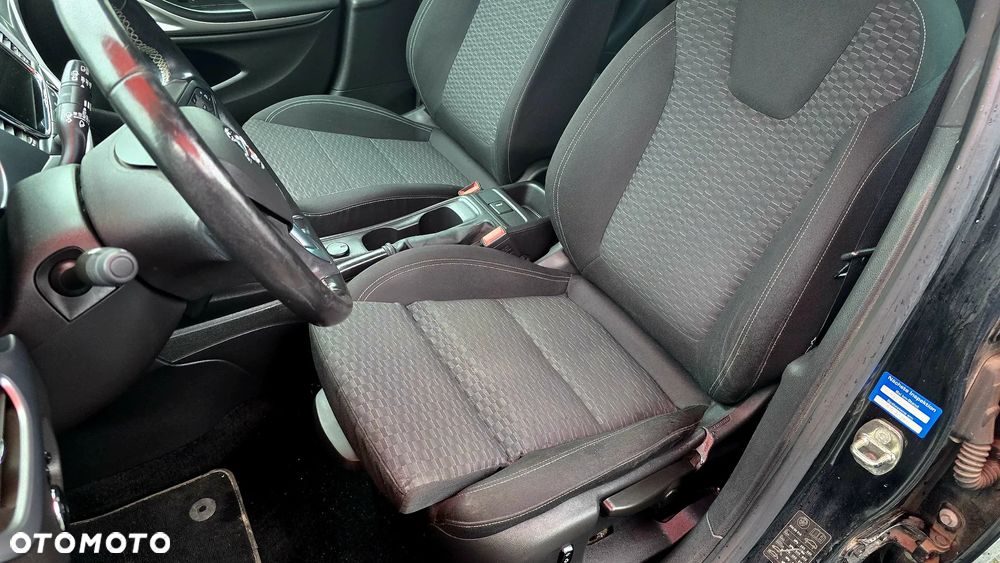 Opel Astra 1.4 Turbo Start/Stop 120 Jahre - 16
